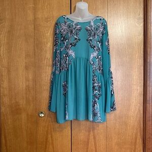 Free People Flowy Tunic in Teal size Med NWT!